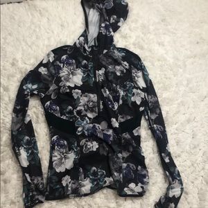 Stella mccartney adidas top